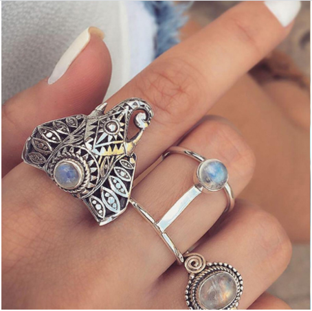 Diamond Set Jewelry Ring