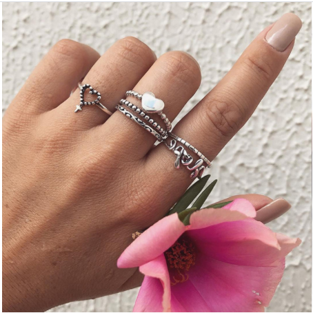 Diamond Set Jewelry Ring